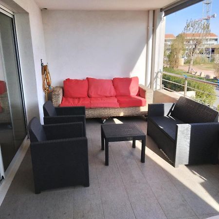 Appartement F3 en bordure de l étang de thau Marseillan  Extérieur photo