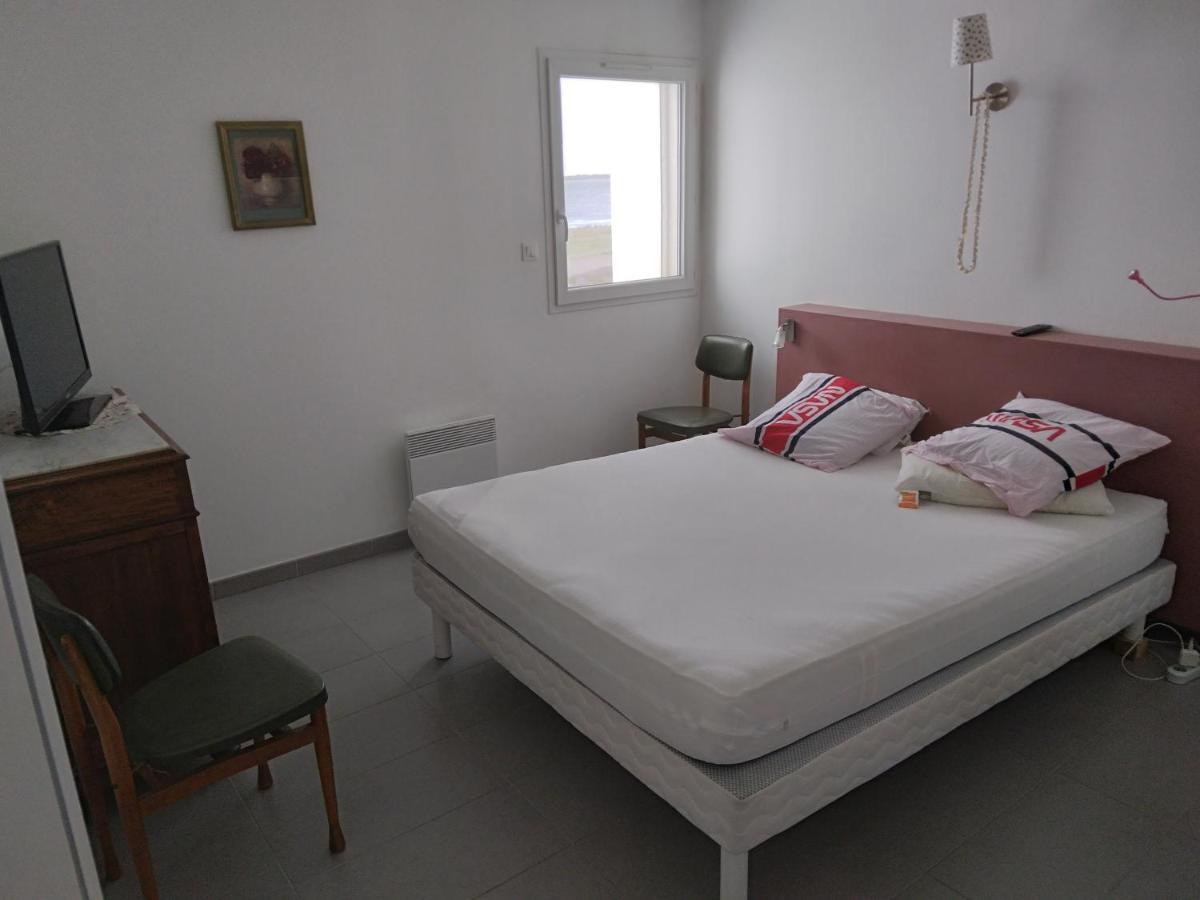 Appartement F3 en bordure de l étang de thau Marseillan  Extérieur photo