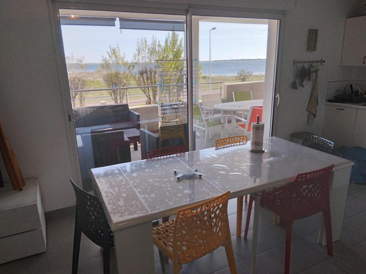 Appartement F3 en bordure de l étang de thau Marseillan  Extérieur photo